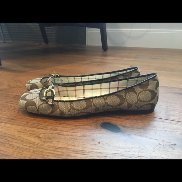 Coach Monogram Flats with buckle Detail - Picture 7 of 8